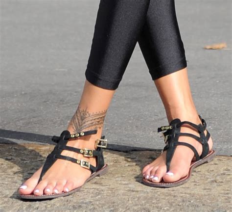 melissa satta feet